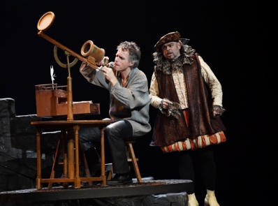 In the weekend performances of Galileo, the title role will by played by the author Janek Ledecky himself